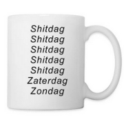 Mok met grappige werkquote 'Shitdag... Zondag' voor op kantoor of thuis